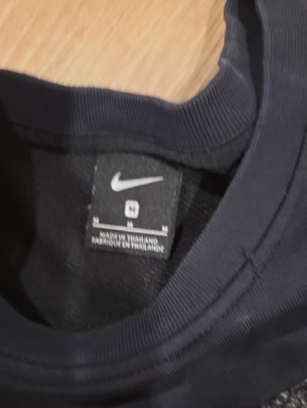 Nike Black Crewneck Sweatshirt with Embroidered Swoosh Cropped - Picture 3 of 3
